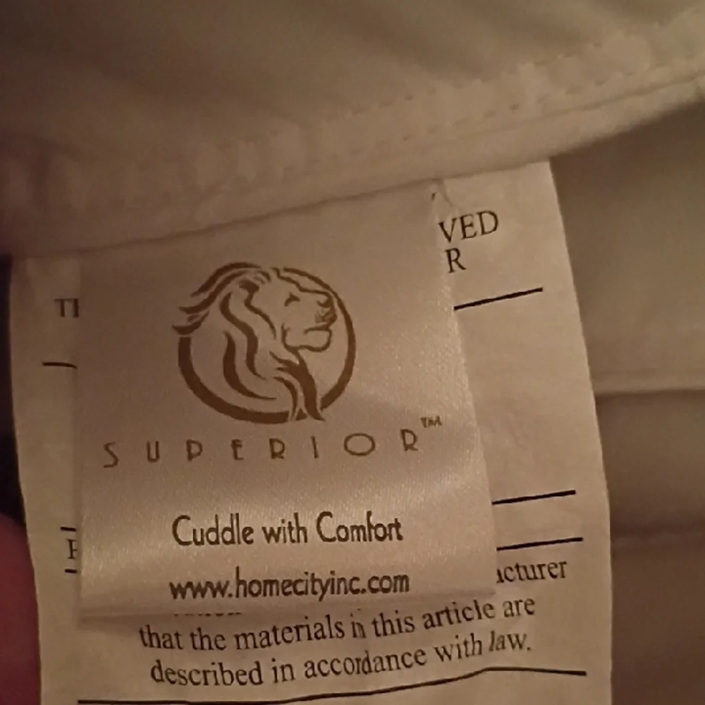 Elegant White Bedding Comforter